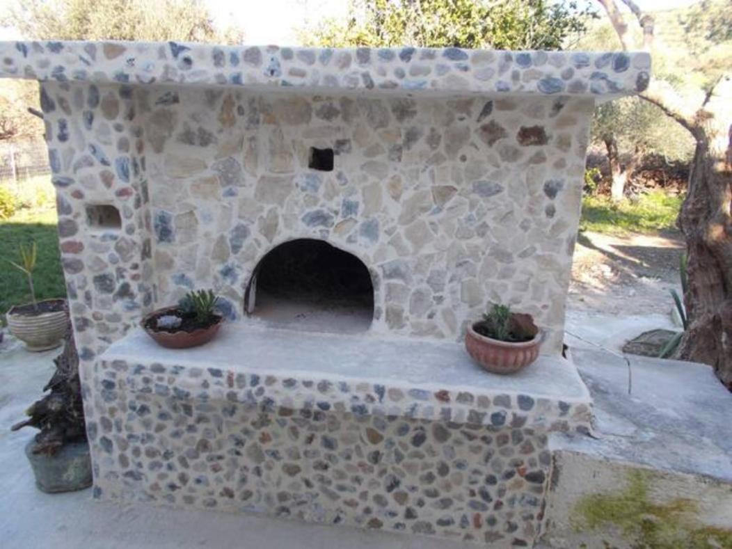 Sofiana'S Garden Retreat With Private Pool Daire Dhrapaniás Dış mekan fotoğraf