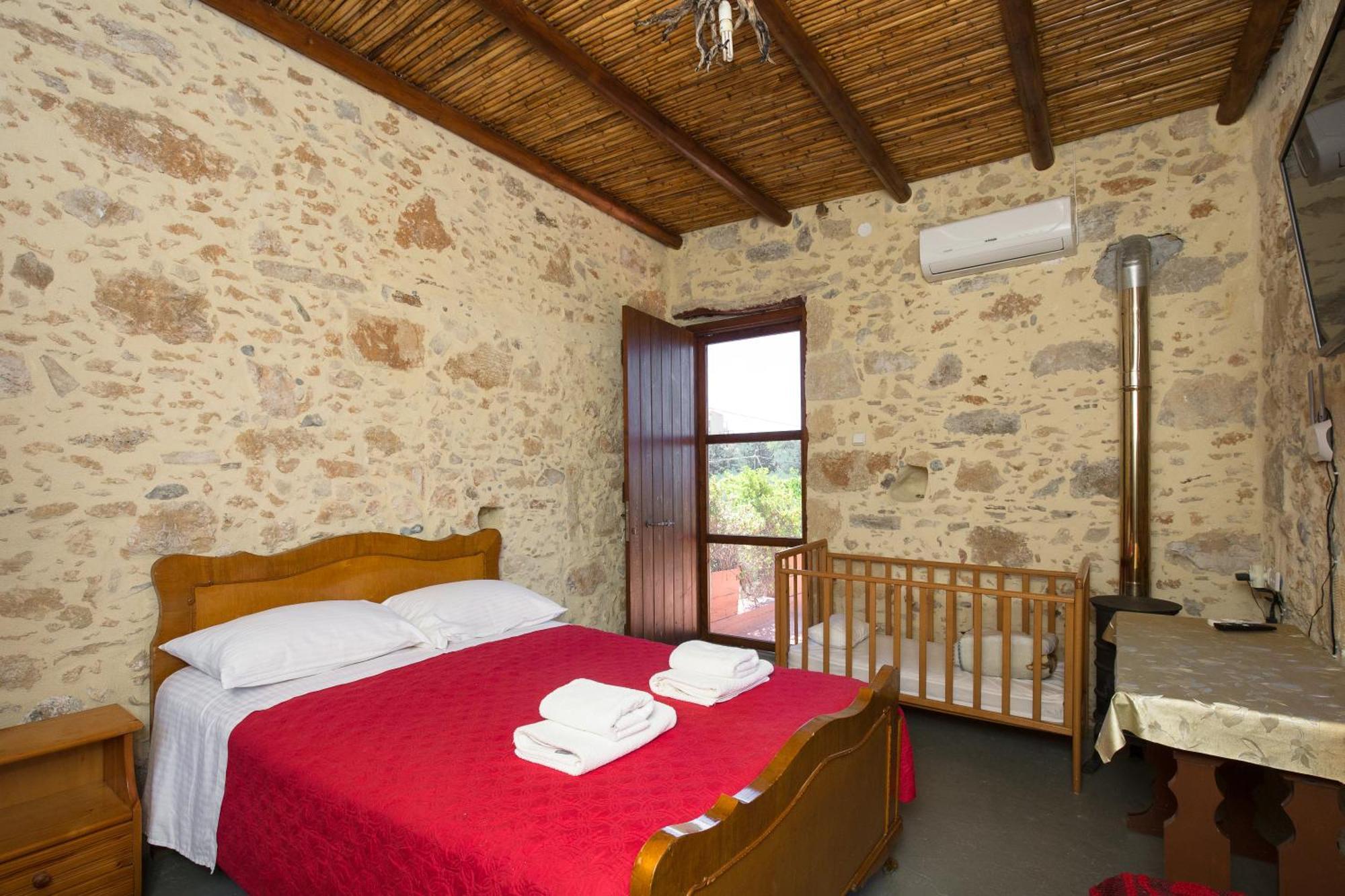 Sofiana'S Garden Retreat With Private Pool Daire Dhrapaniás Dış mekan fotoğraf